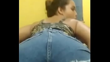Safadinha dançando funk