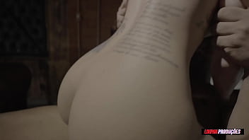 Ruivinha linda se deliciando no pau e levando leitada quente ayla andrada lp produções