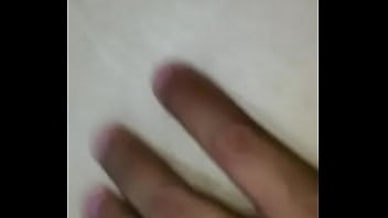 Levando rola e gozando com dedinho no cu part03