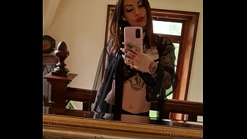 Tu a envie d en voir plus deviens fan plein de nouveau contenuchaque