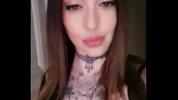 Tu a envie d en voir plus deviens fan plein de nouveau contenuchaque