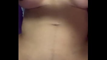 Grabando mi coño caliente