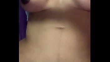 Grabando mi coño caliente