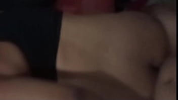 Arrebentando com o cu da casada anal