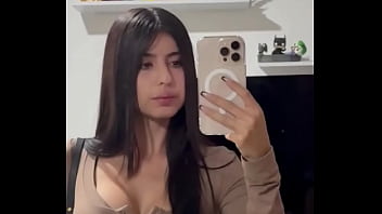 Crees que te la pondría dura solo con un besito