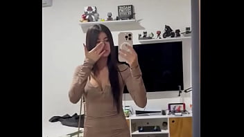 Crees que te la pondría dura solo con un besito