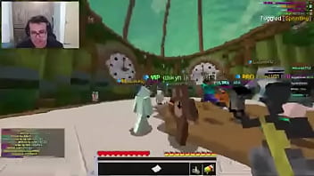 Ela com outro e eu jogando