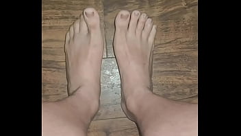 Just barefeet fetish entertainment