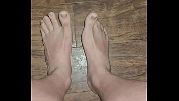 Just barefeet fetish entertainment
