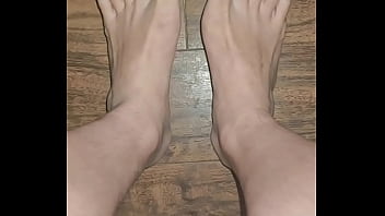 Just barefeet fetish entertainment