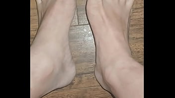 Just barefeet fetish entertainment