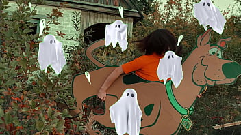 Velma went to solve the mystery with scooby doo