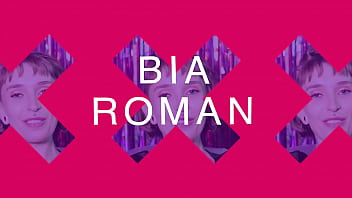 Atriz pornô bia roman fala sobre seus fetiches