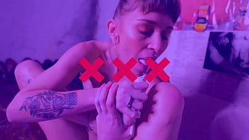 Atriz pornô bia roman fala sobre seus fetiches