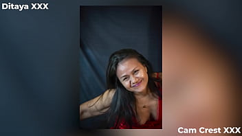 Asian milf with balloons Asian milf with balloons