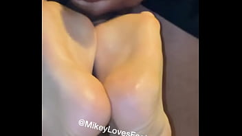 안녕 대한민국 나는 도착했다 날 보러와let's have some fun seoul