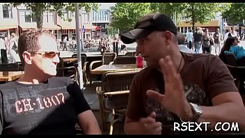 Babe gets licked and copulates