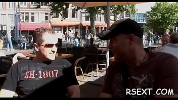 Babe gets licked and copulates