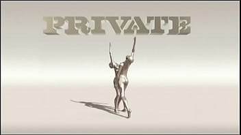 While in the tub tarra white lets a dick invade her booty