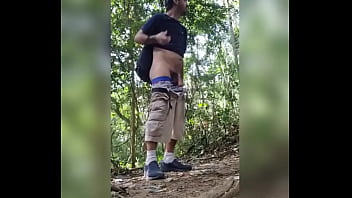 Me mostrando no parque