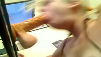 Blonde deep throats dildo