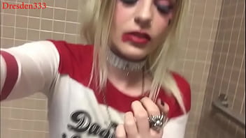 Pee play with harley quinn