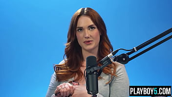 Chunky bbw cougar siri fingers her hairy snatch until she cums hard