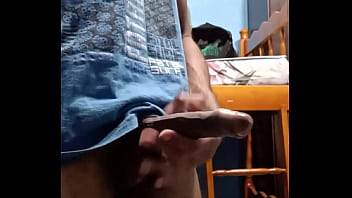 Batendo Punheta thumbnail