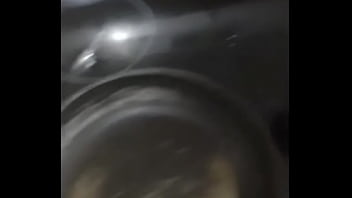 Cocinando pasta con aceite de artesal