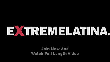 Skinny babe has one amazing gaped asshole can insertion