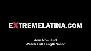 Skinny babe has one amazing gaped asshole can insertion