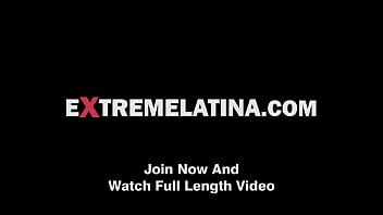 Skinny babe has one amazing gaped asshole can insertion