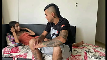 Me encanta quedarme sola en casa con mi hermanastro historia completa