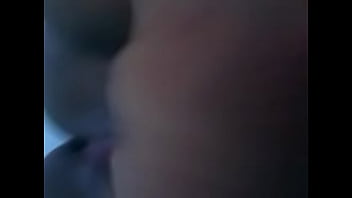 Morena c masturbando