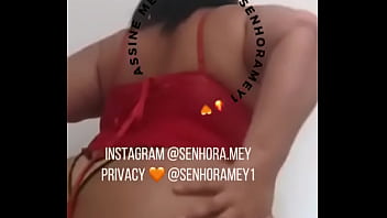 Um stripper bem sensual para meus admiradores de senhora mey Um stripper bem sensual para meus admiradores de senhora mey