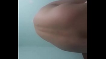 La rubia que le gusta de atras