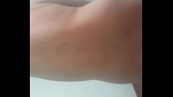 La rubia que le gusta de atras