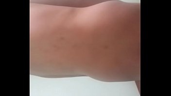 La rubia que le gusta de atras