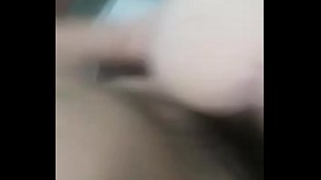 La rubia que le gusta de atras