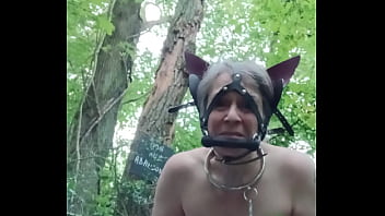 2024 09 04 esclave f la ponygirl en forêt