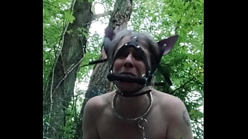 2024 09 04 esclave f la ponygirl en forêt