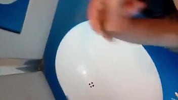 Punheta Dentro Do Trem thumbnail