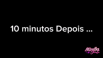 Trisal se diverte e faz a putinha aguentar uma dp