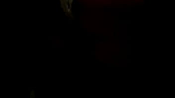 Modelando sus bragas