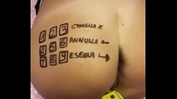 Ragazza bancomat Ragazza bancomat