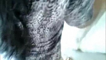 Dando uma rapidinha com o vizinho roludo no corredor