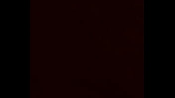 Quiere cojer por atras