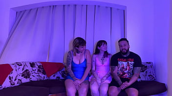 A nossa primeira vez no puteiro a puta novinha cobrou 250 mil em uma hora dava o cu a buceta até gozar