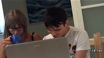 Amateur teen couple fucking on cam