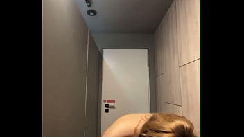 Extreme public fucking in the gym